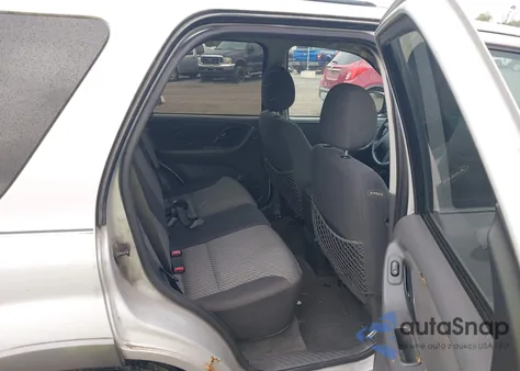 2004 Ford Escape Xlt from USA, damaged, VIN 1FMCU93154KB37497